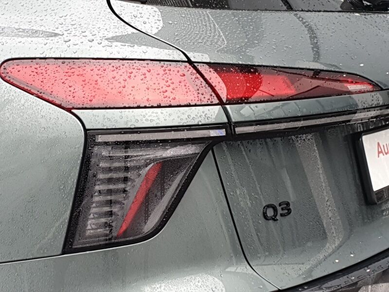 More views of Audi Q3