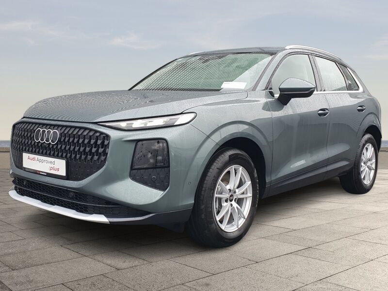 More views of Audi Q3