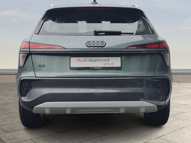 More views of Audi Q3