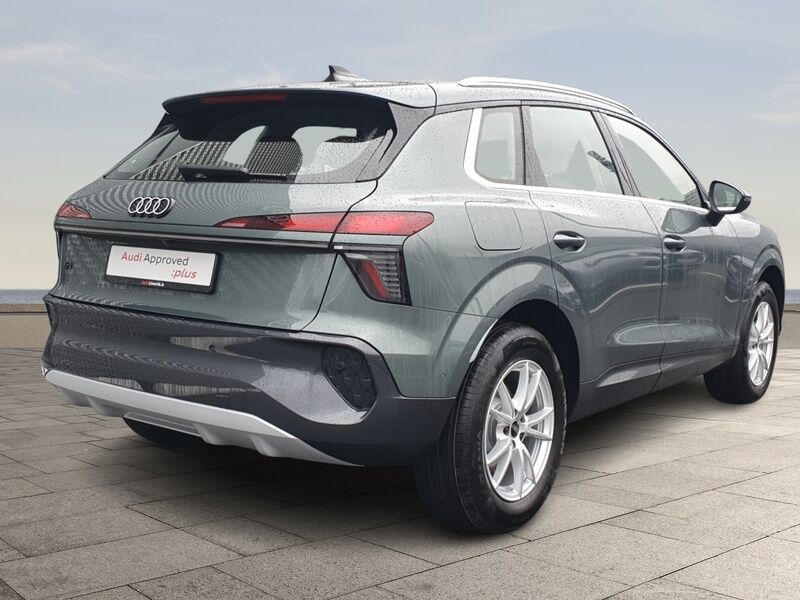 More views of Audi Q3