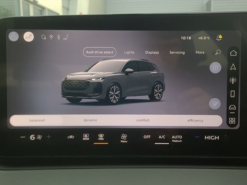 More views of Audi Q3