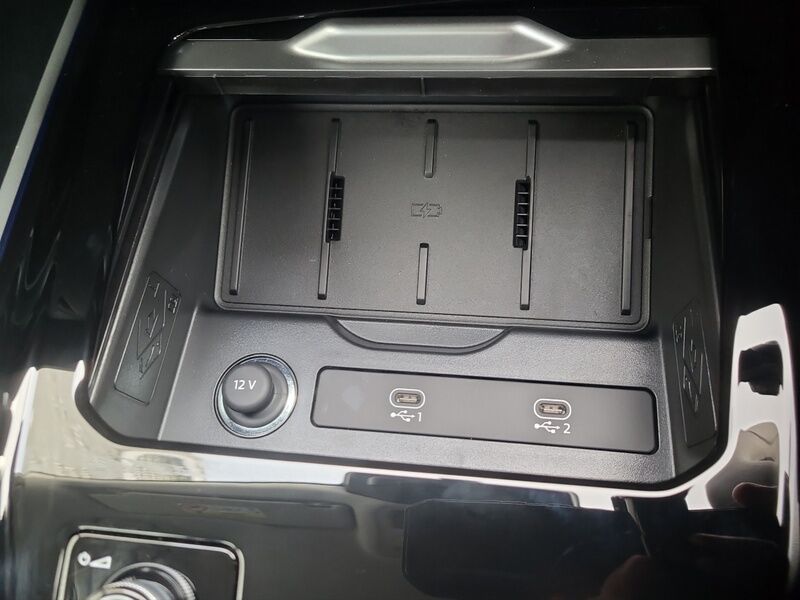 More views of Audi Q3