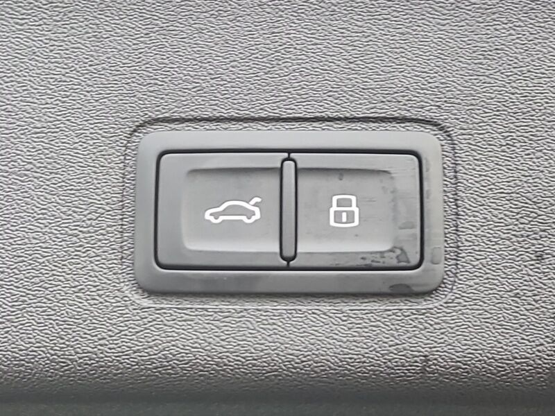 More views of Audi Q3