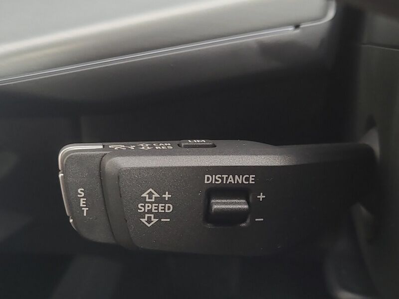 More views of Audi Q3