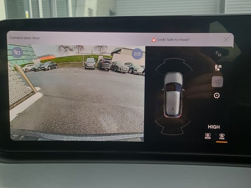 More views of Audi Q3