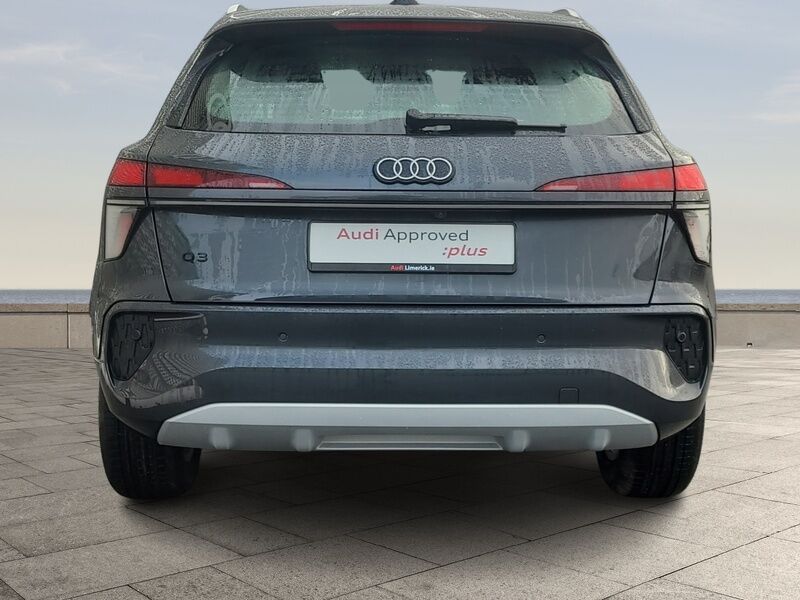 More views of Audi Q3