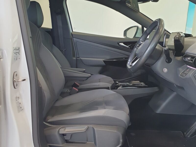 More views of Volkswagen ID.4