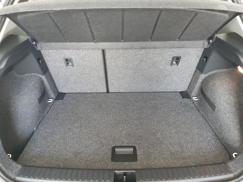 More views of SEAT Arona