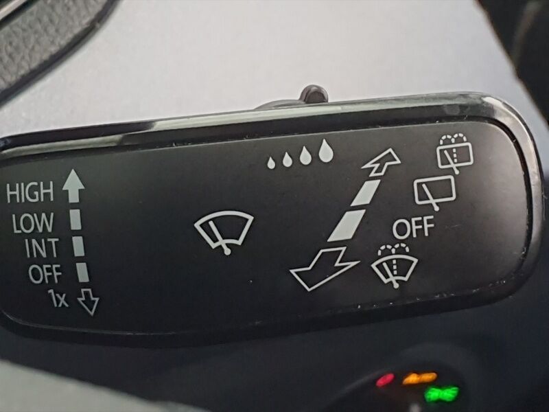 More views of SEAT Arona