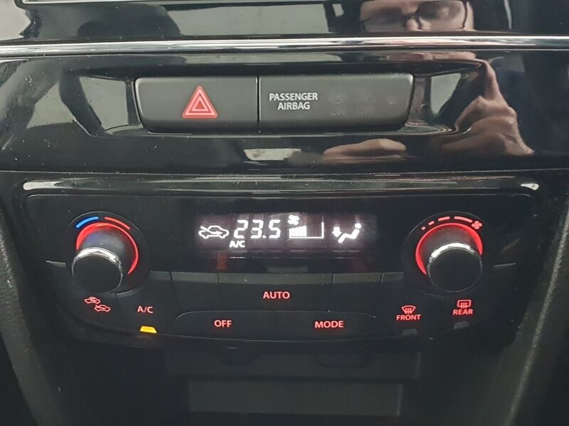 More views of Suzuki Vitara