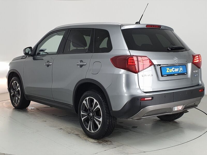 More views of Suzuki Vitara