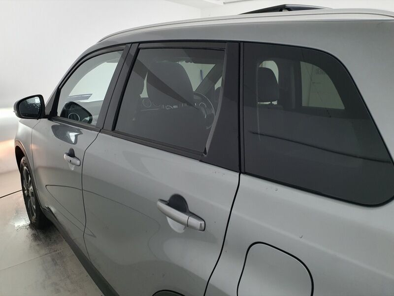 More views of Suzuki Vitara