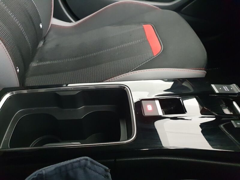 More views of Opel Mokka