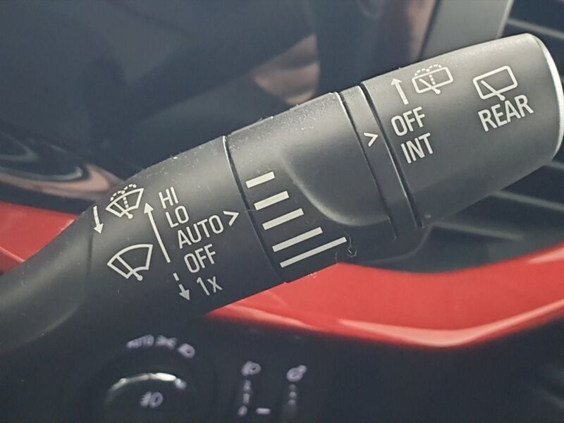 More views of Opel Mokka