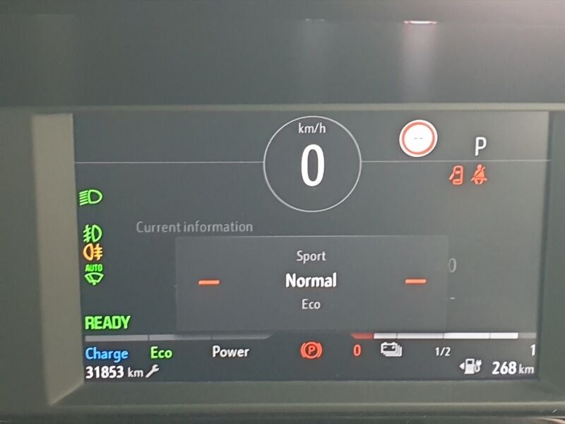 More views of Opel Mokka