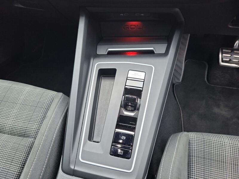 More views of Volkswagen Golf