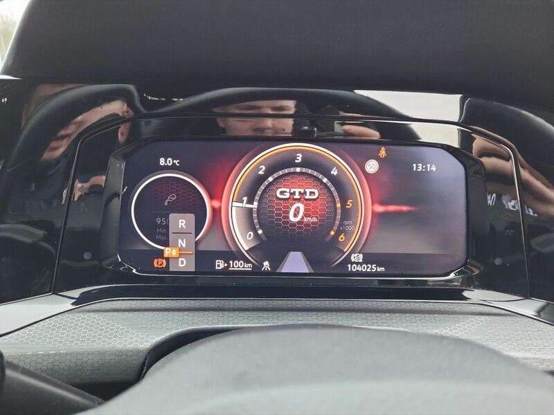 More views of Volkswagen Golf