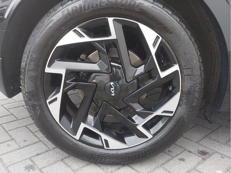 More views of Kia Sportage