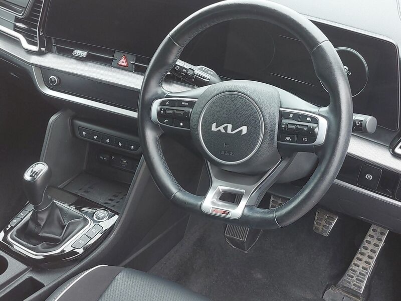 More views of Kia Sportage