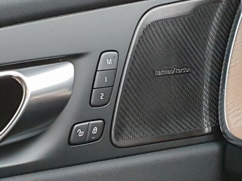 More views of Volvo XC60