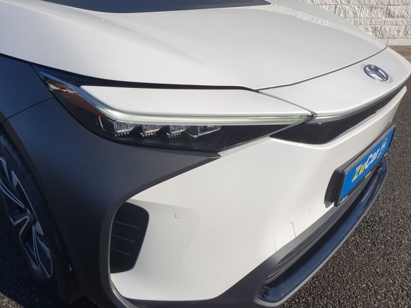 More views of Toyota bZ4X