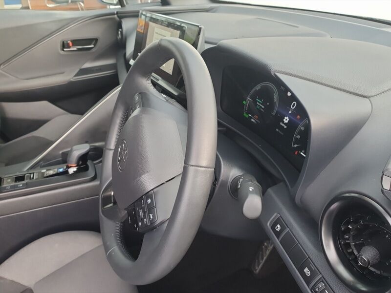 More views of Toyota C-HR