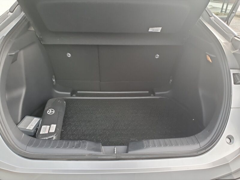 More views of Toyota C-HR