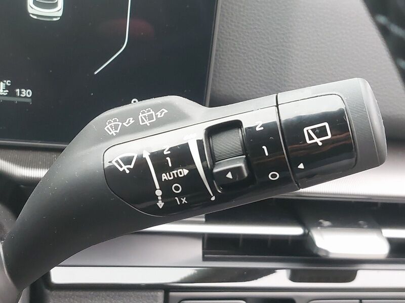 More views of Kia Sportage