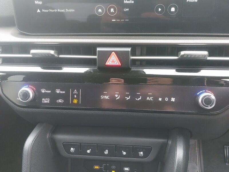 More views of Kia Sportage