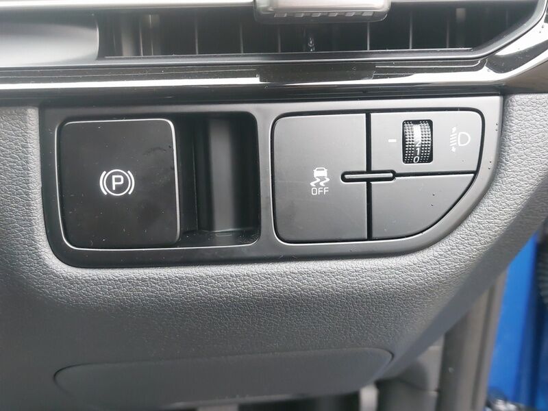 More views of Kia Sportage