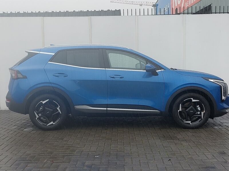 More views of Kia Sportage