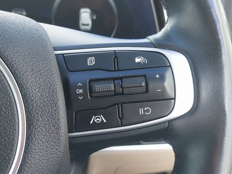 More views of Kia Sportage