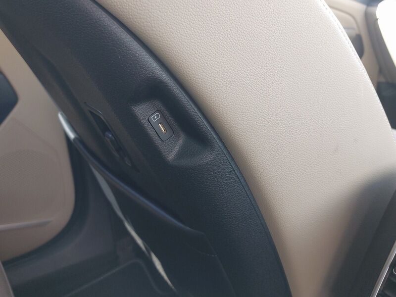 More views of Kia Sportage