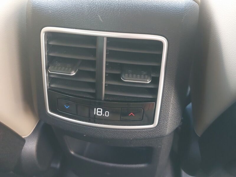 More views of Kia Sportage