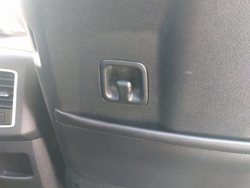 More views of Kia Sportage