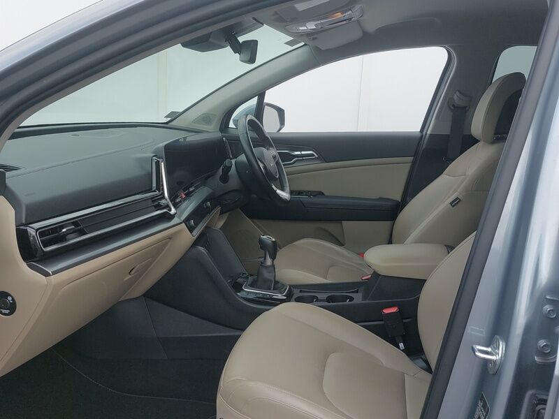 More views of Kia Sportage