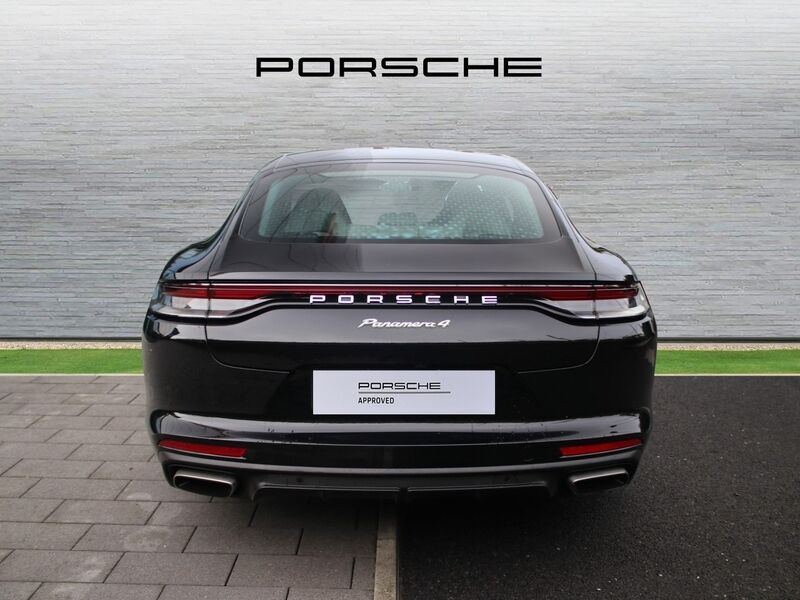 More views of Porsche Panamera