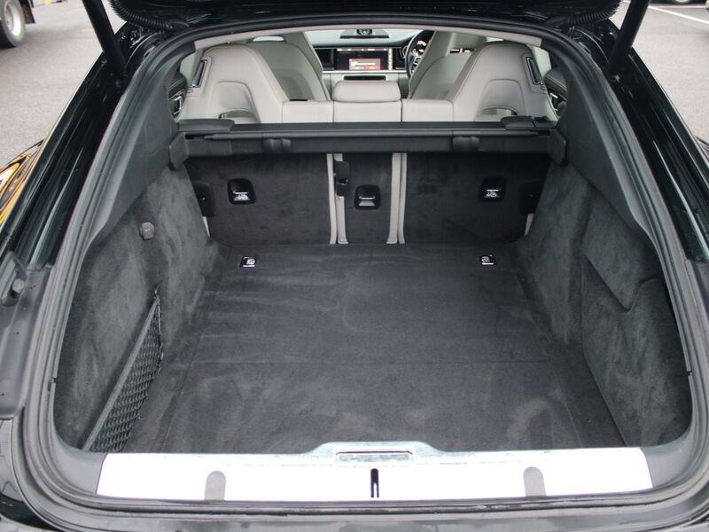 More views of Porsche Panamera