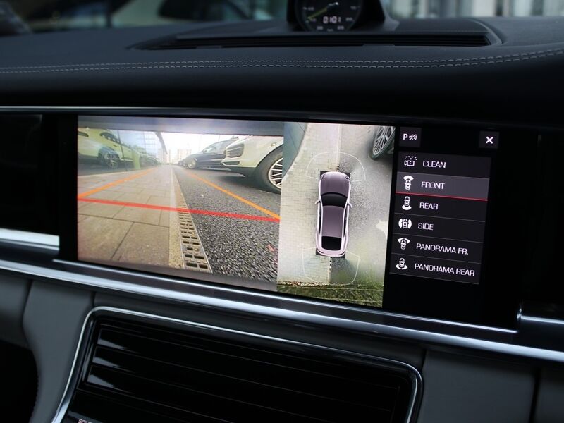 More views of Porsche Panamera