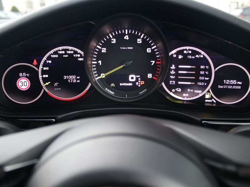 More views of Porsche Panamera