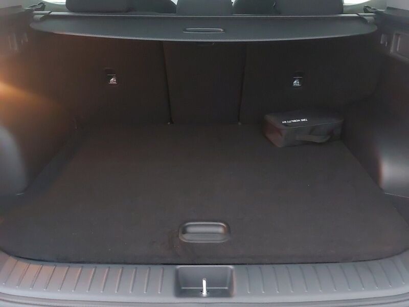 More views of Kia Sportage