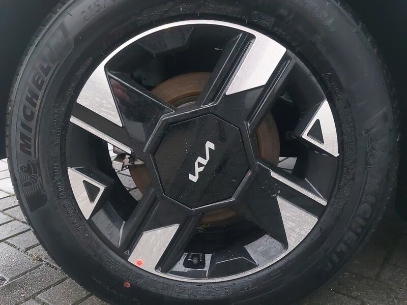 More views of Kia Sportage