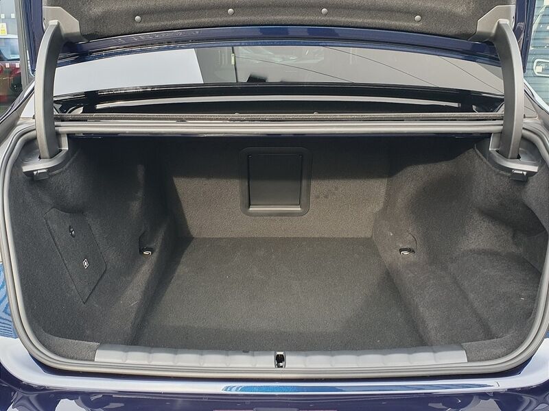 More views of BMW 7-Series