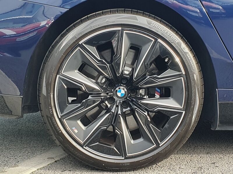 More views of BMW 7-Series