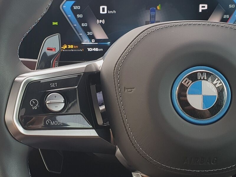 More views of BMW 7-Series