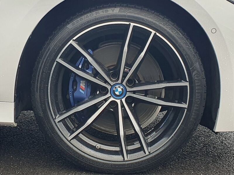 More views of BMW 3-Series