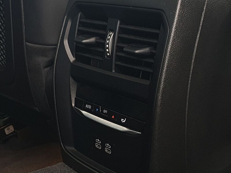 More views of BMW 3-Series