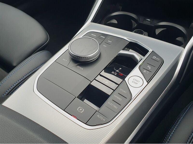 More views of BMW 3-Series