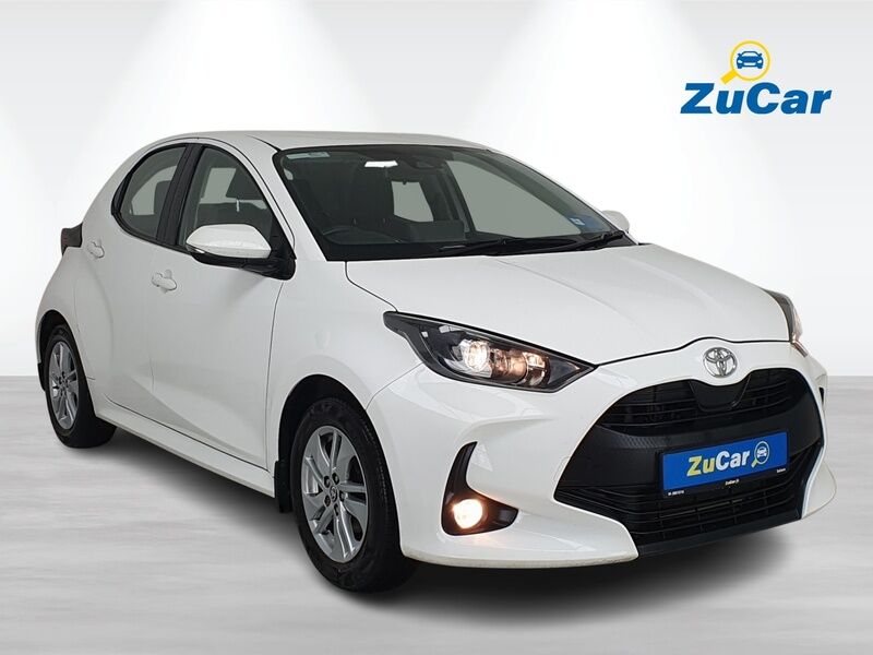 More views of Toyota Yaris