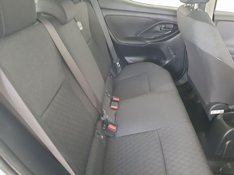 More views of Toyota Yaris